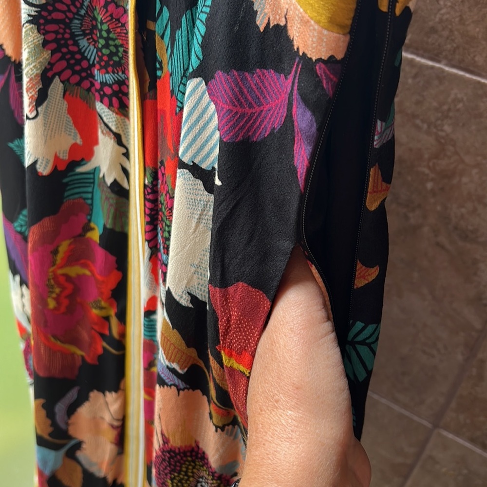 Maeve Multicolor Floral Dress - Picture 6 of 16